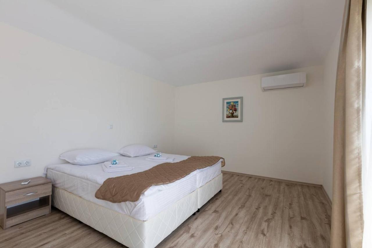 Zevs Residence Nesebar Bagian luar foto