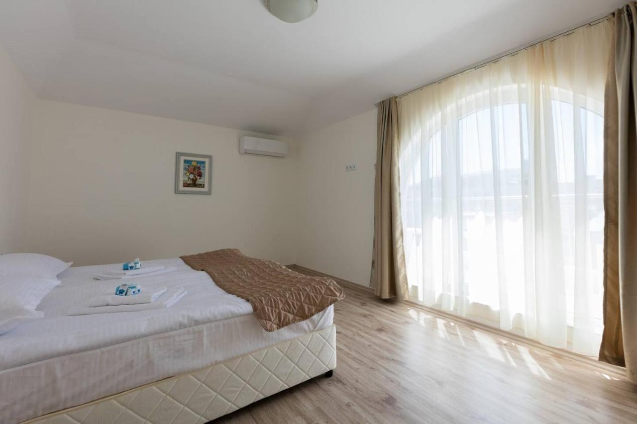 Zevs Residence Nesebar Bagian luar foto